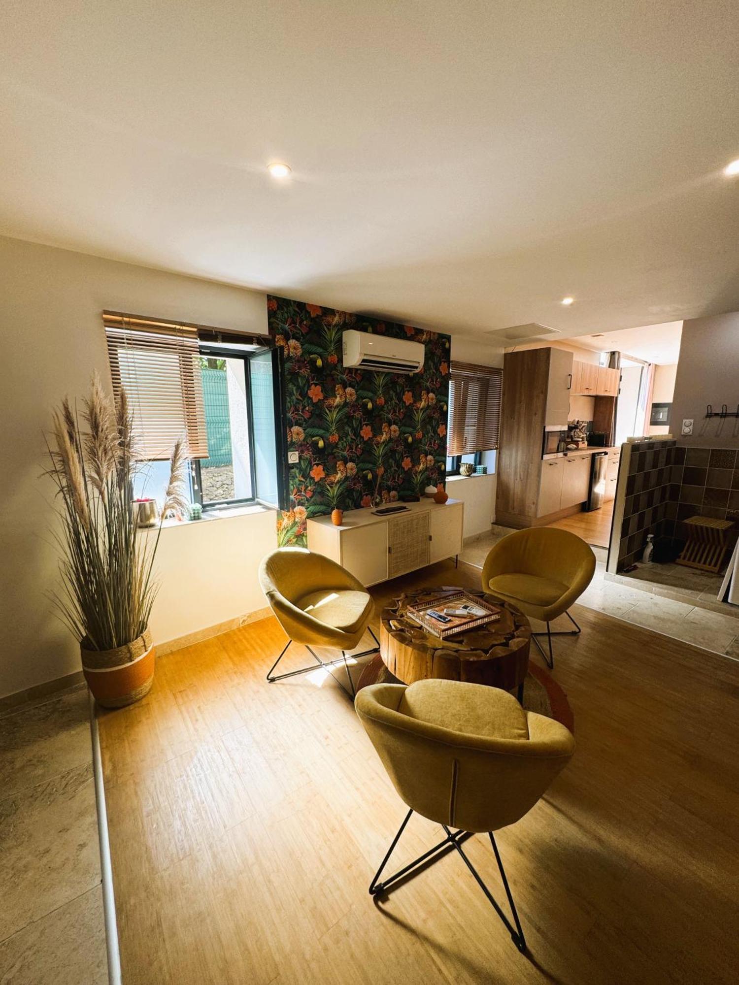 Le Dix - Classic Room - Vallabrix Proche Uzes エクステリア 写真