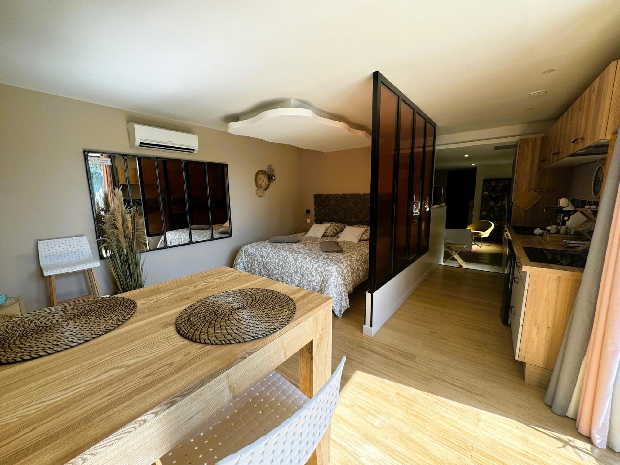 Le Dix - Classic Room - Vallabrix Proche Uzes エクステリア 写真